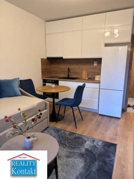 e7cf51ff-9f63-4fc7-b6ac-fd1665562e7f (1).jpg